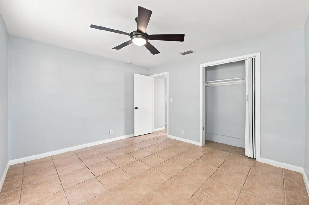 2610 NE 8th Avenue Pompano Beach, FL 33064