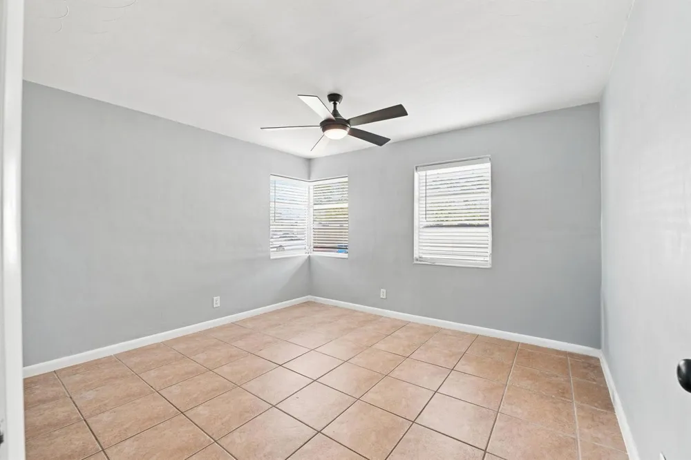 2610 NE 8th Avenue Pompano Beach, FL 33064