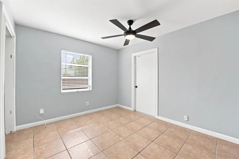 2610 NE 8th Avenue Pompano Beach, FL 33064