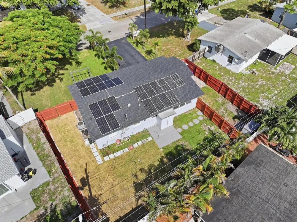 2610 NE 8th Avenue Pompano Beach, FL 33064