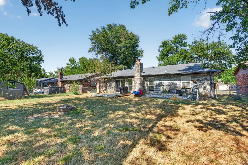 1616 S Pine Avenue Broken Arrow, OK 74012