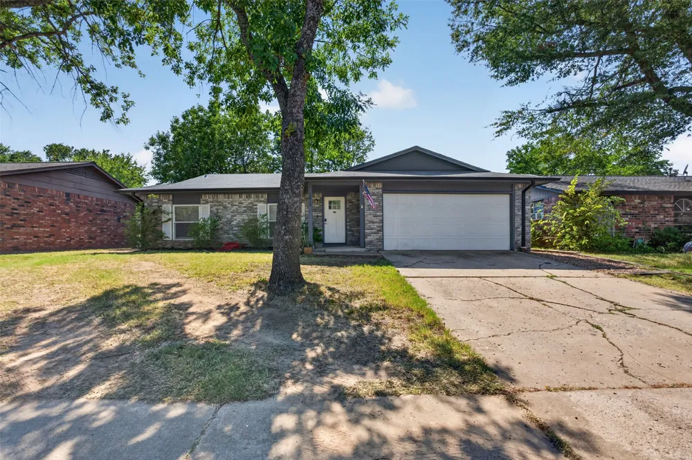 1616 S Pine Avenue Broken Arrow, OK 74012