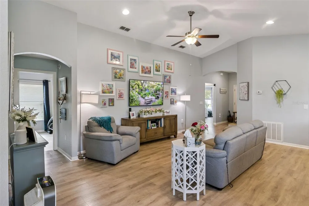 3729 FIELDSTONE CIRCLE Winter Haven, FL 33881