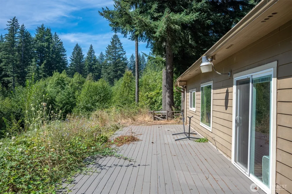 32717 NE 94th Street Camas, WA 98607