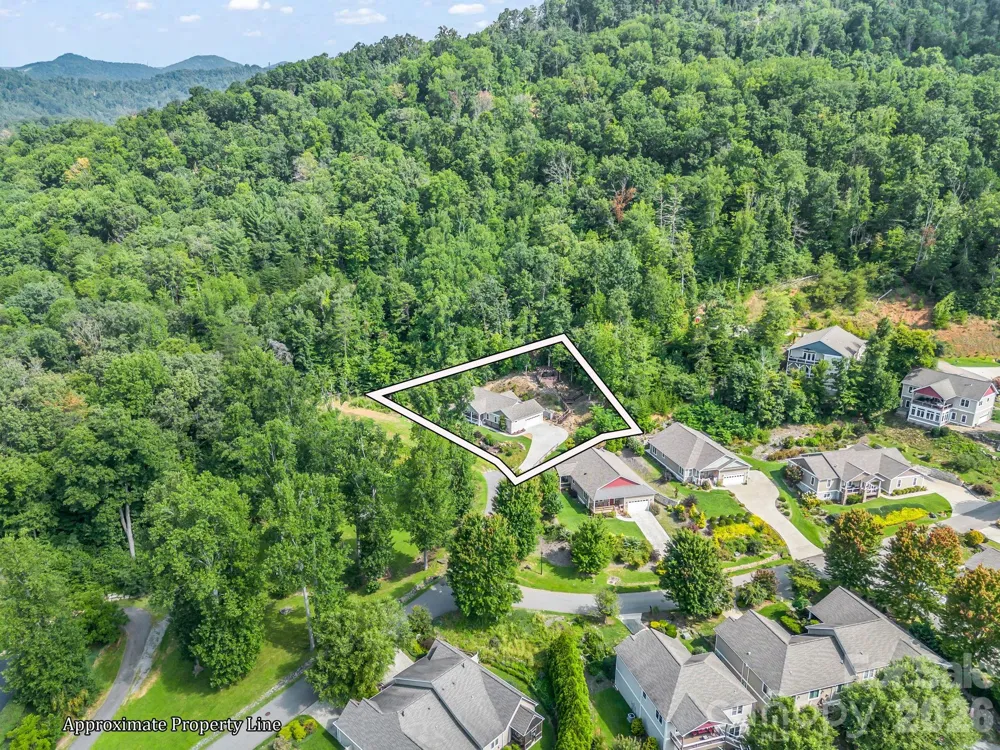 39 Village Overlook Loop Swannanoa, NC 28778
