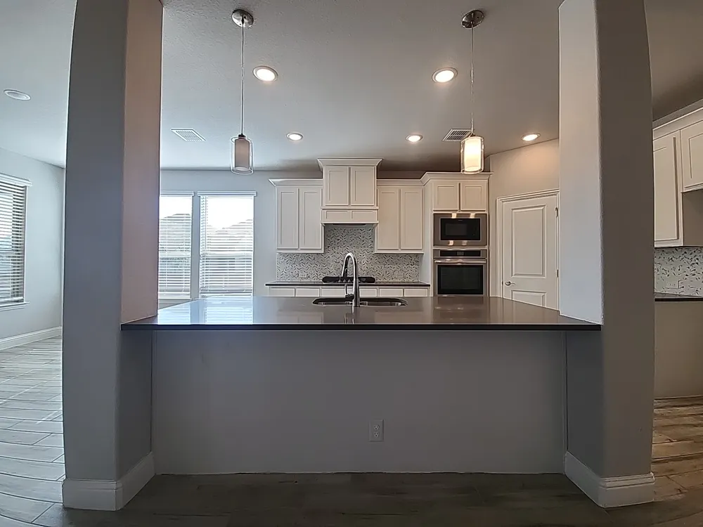 900 Superbloom Avenue Justin, TX 76247