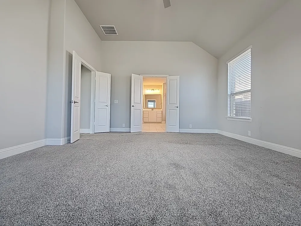 900 Superbloom Avenue Justin, TX 76247