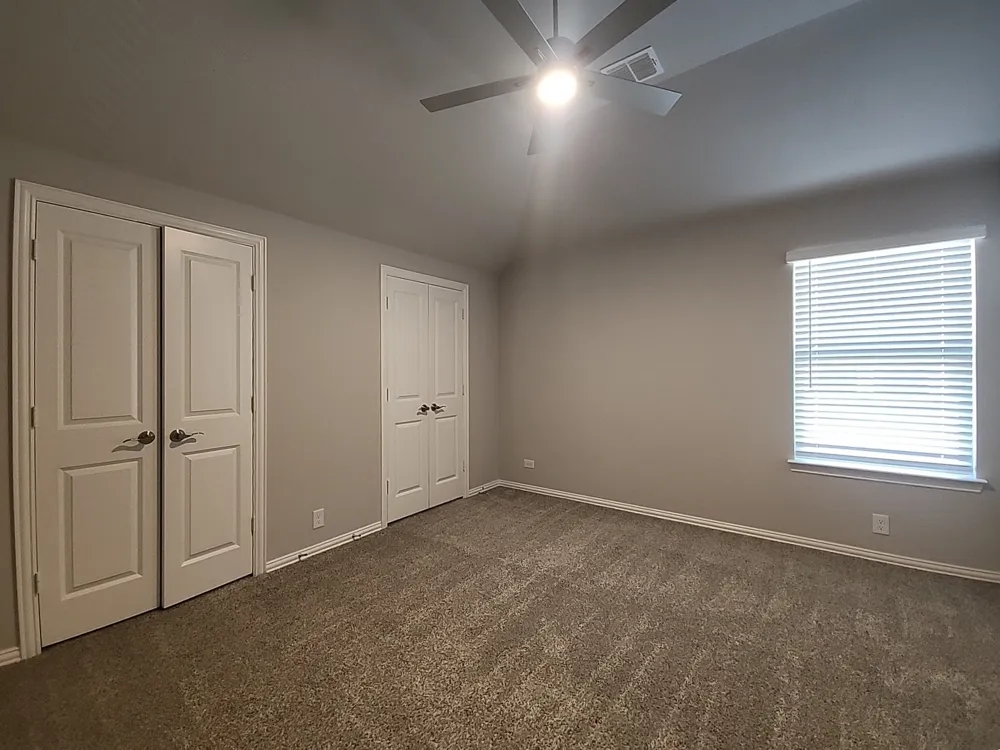 900 Superbloom Avenue Justin, TX 76247