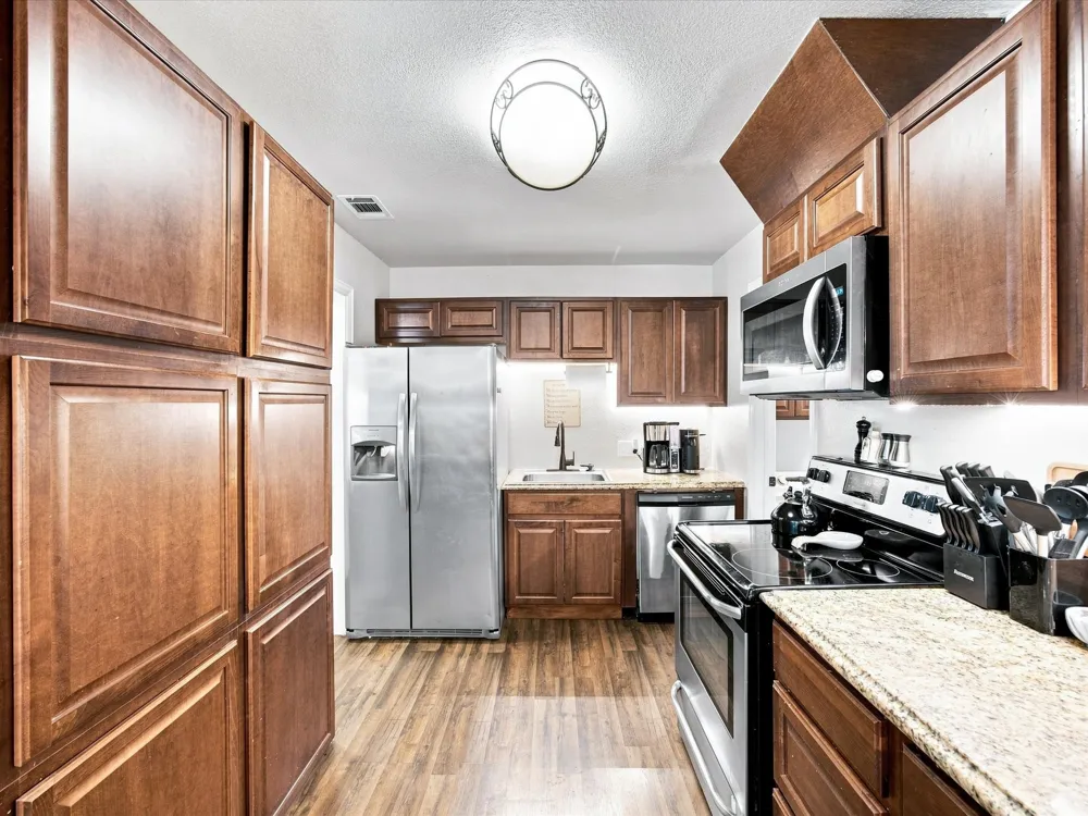 408 Inwood Road Azle, TX 76020