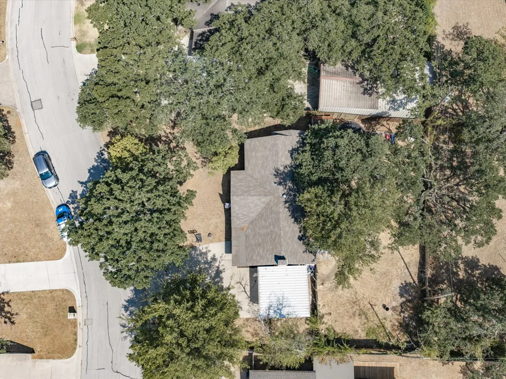 408 Inwood Road Azle, TX 76020