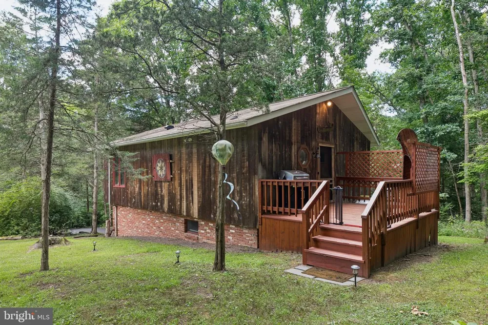 116 RIDGE VALLEY ROAD Ottsville, PA 18942