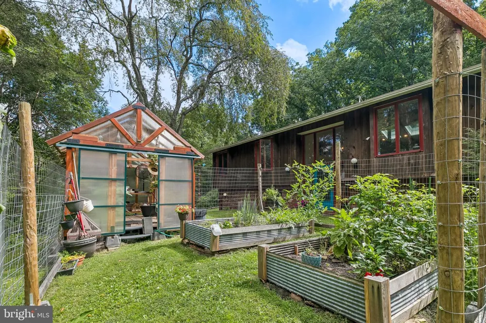 116 RIDGE VALLEY ROAD Ottsville, PA 18942