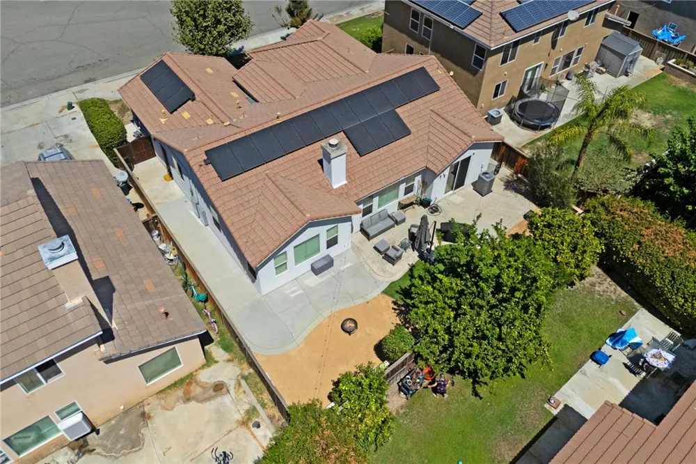 1867 Jasmine Court San Jacinto, CA 92583