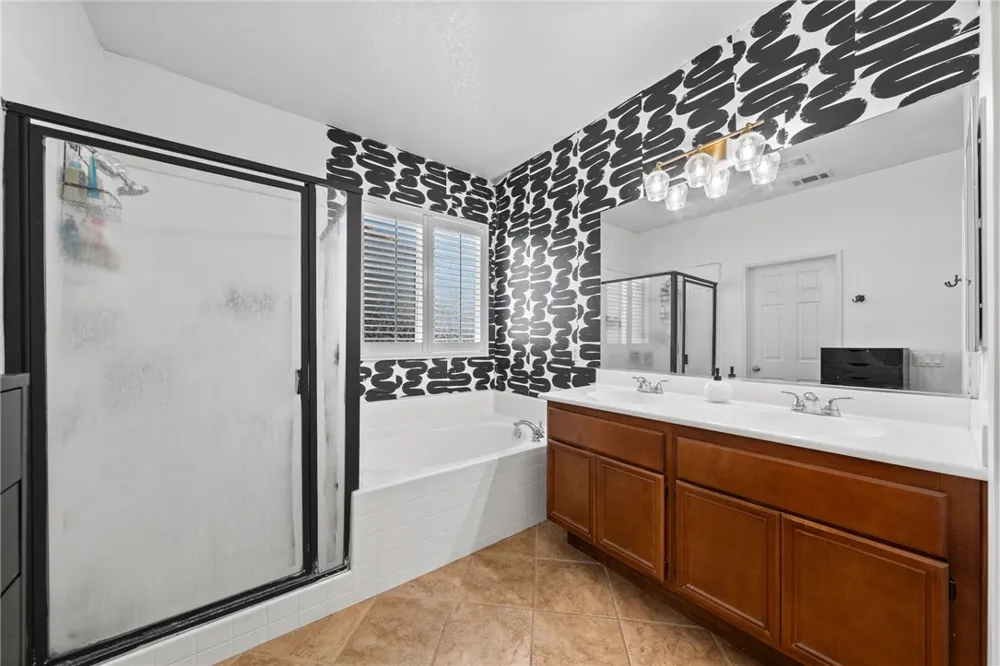 1867 Jasmine Court San Jacinto, CA 92583