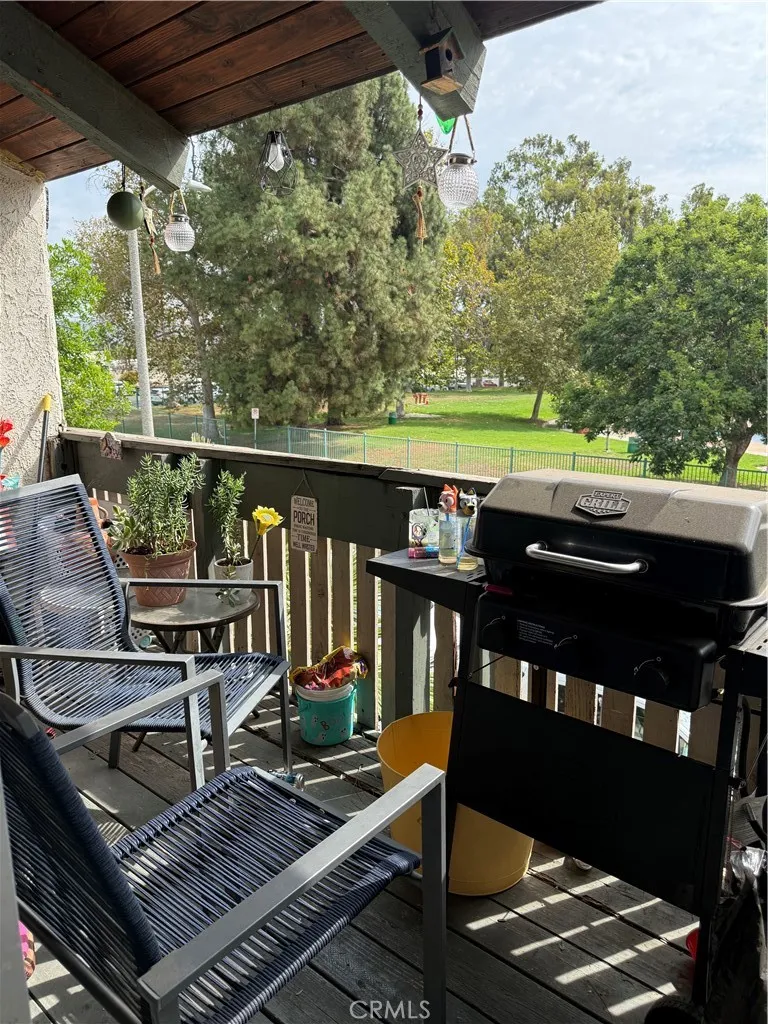 8601 International Avenue #259 Canoga Park, CA 91304