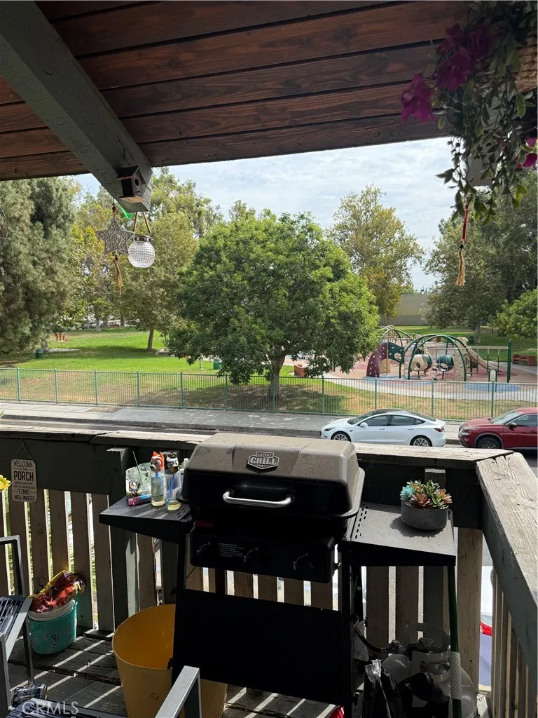8601 International Avenue #259 Canoga Park, CA 91304