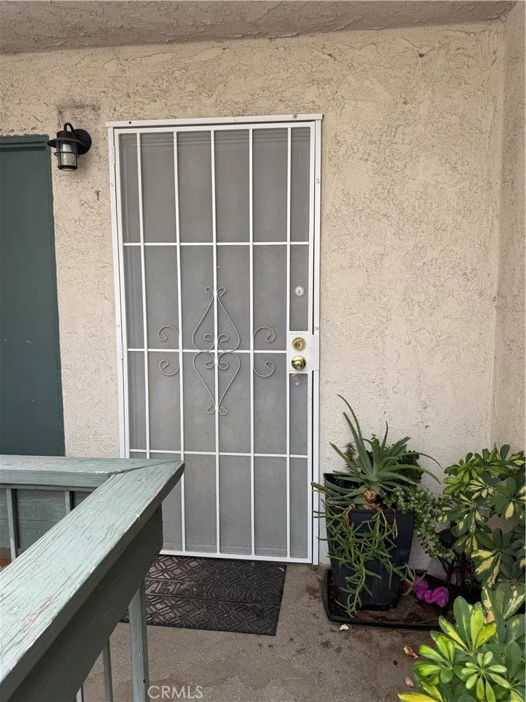 8601 International Avenue #259 Canoga Park, CA 91304
