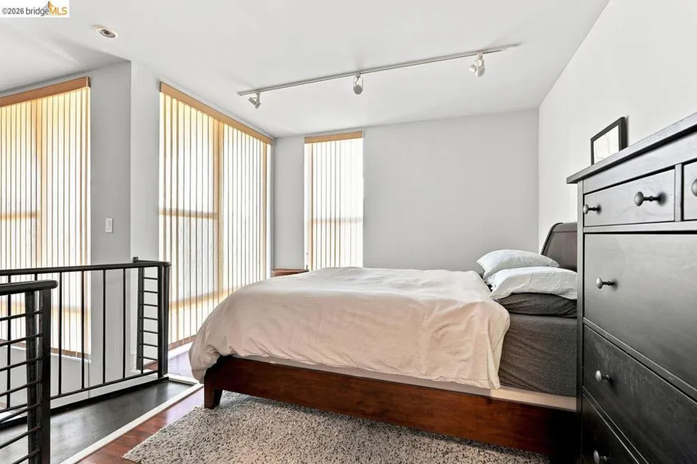 675 8Th St #3 Oakland, CA 94607