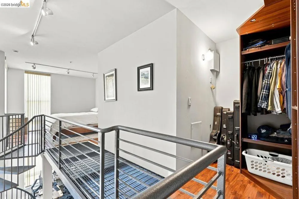 675 8Th St #3 Oakland, CA 94607