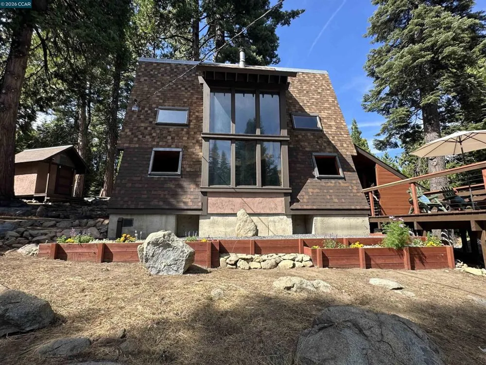 91 Segale Dr 