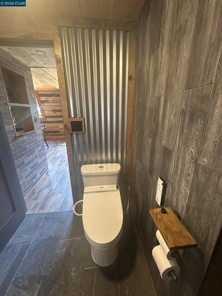 91 Segale Dr 