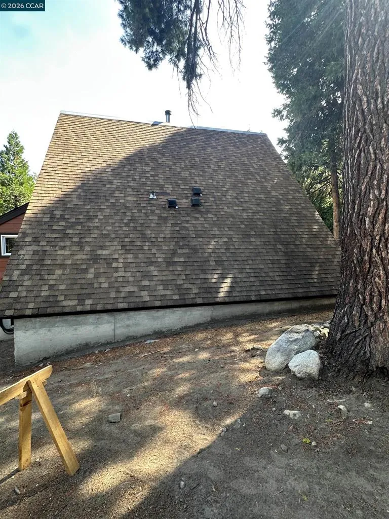 91 Segale Dr 