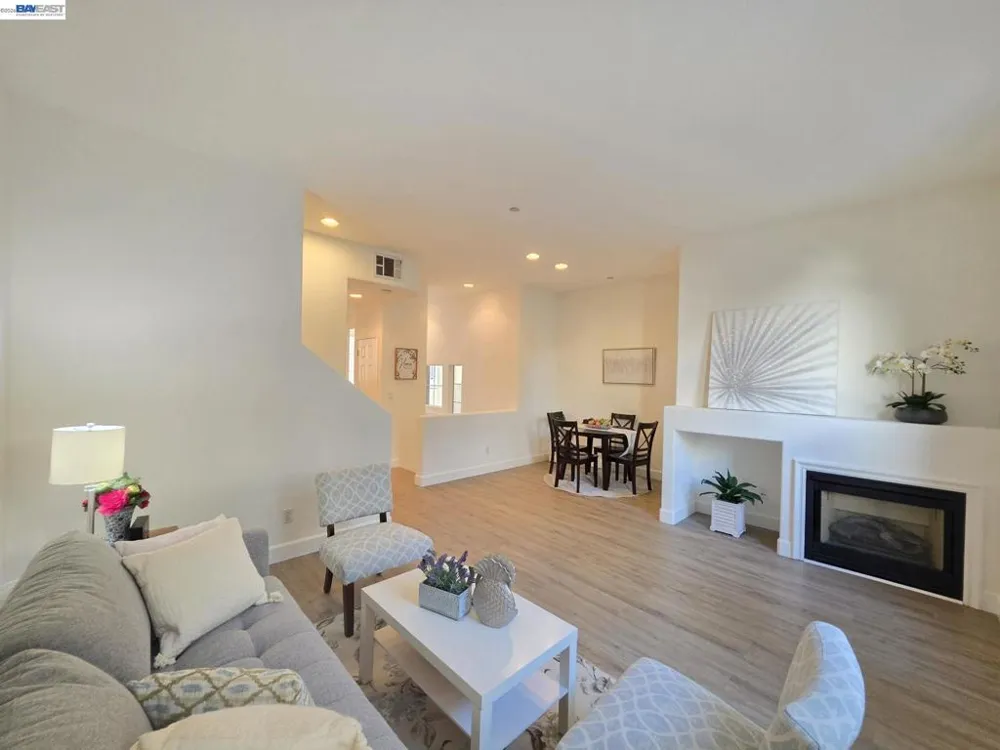 831 Heavenly Pl Milpitas, CA 95035
