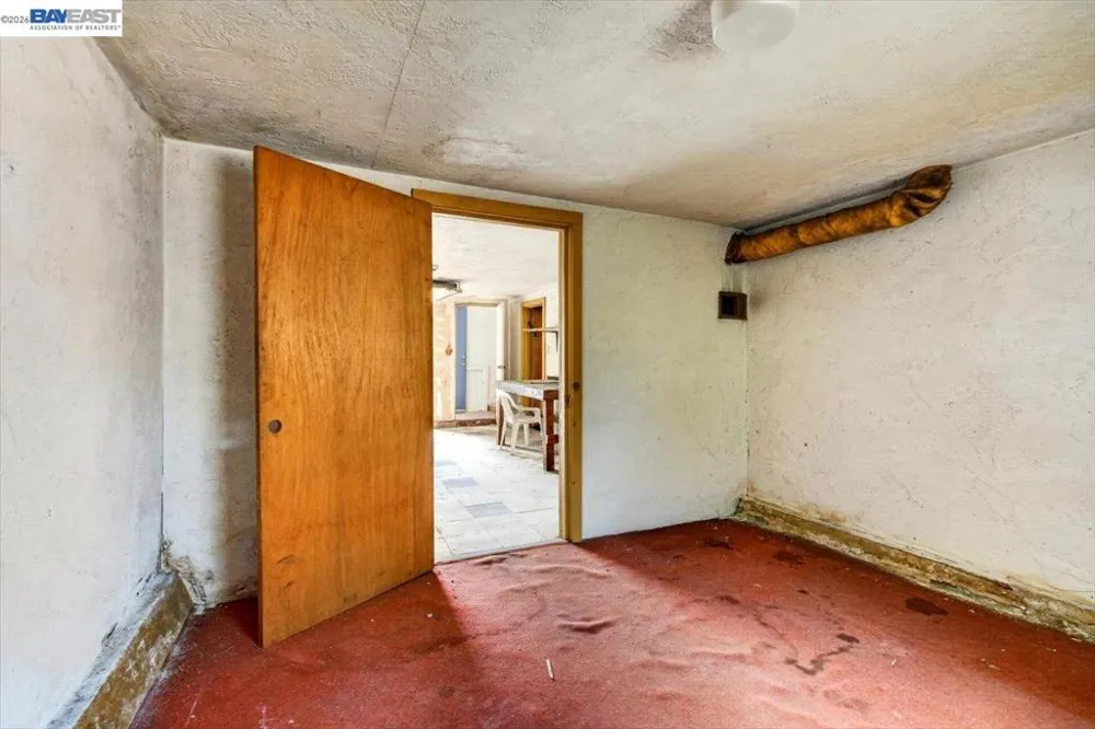 250 W Broadmoor Blvd San Leandro, CA 94577