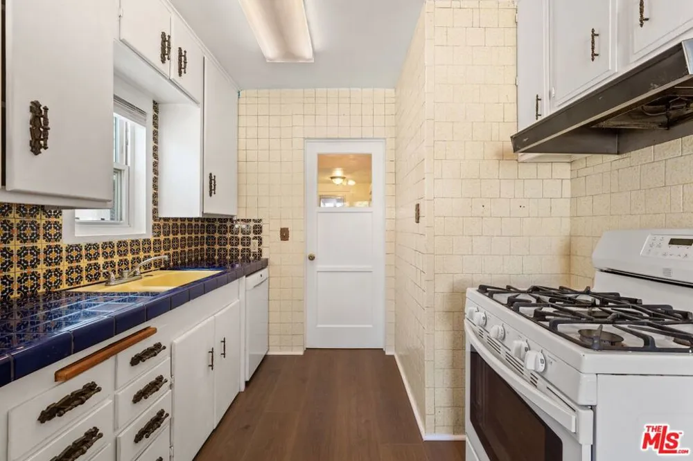 1155 Miller Avenue Los Angeles, CA 90063