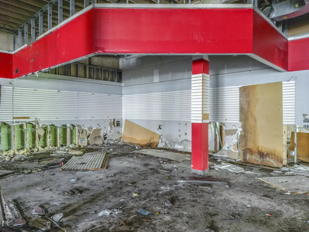 2913 S Dort Highway Flint, MI 48507