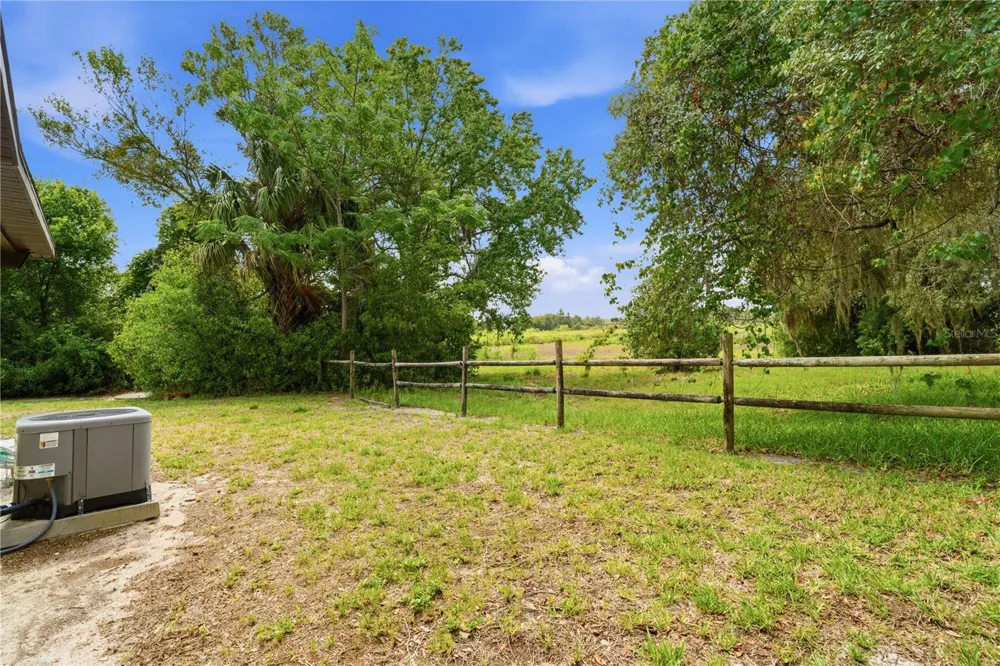 9199 LINGROVE ROAD Weeki Wachee, FL 34613