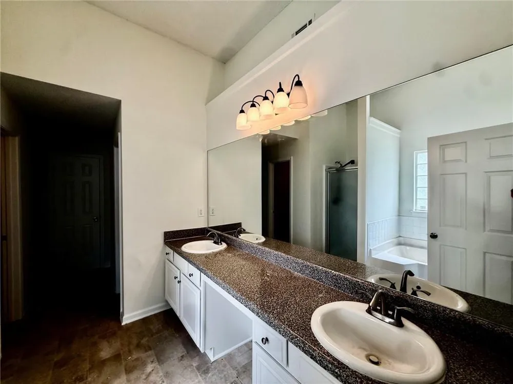 510 Shire Lane Fairburn, GA 30213