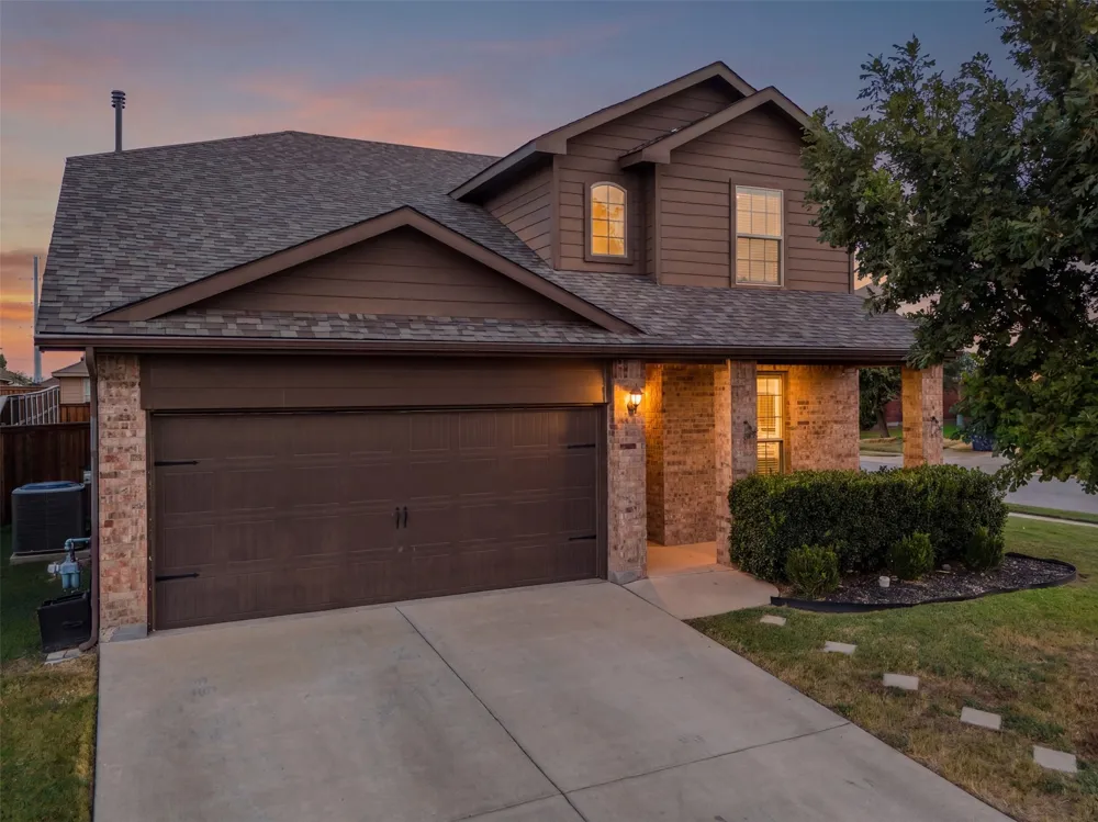 1220 Freestone Court Fort Worth, TX 76179
