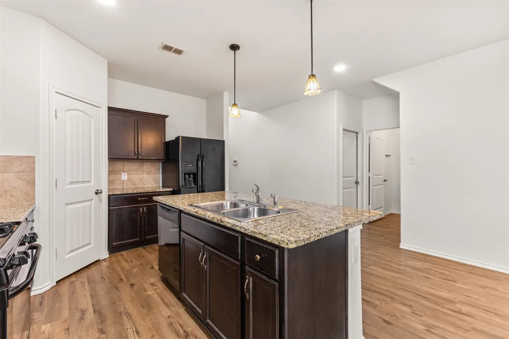 1220 Freestone Court Fort Worth, TX 76179