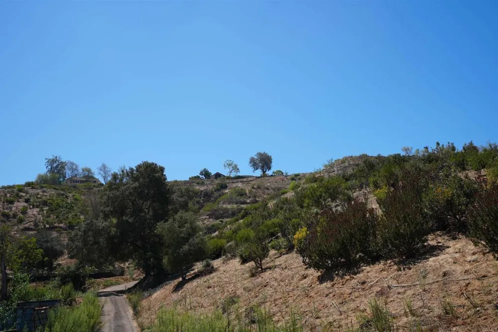 1152 Tarek Vista, CA 92084