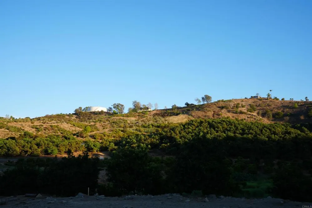 1152 Tarek Vista, CA 92084