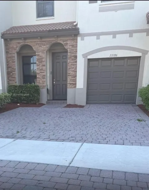23786 SW 118th Ave