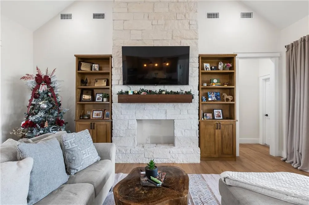 23588 BeefMaster Road Alamo, TX 78538