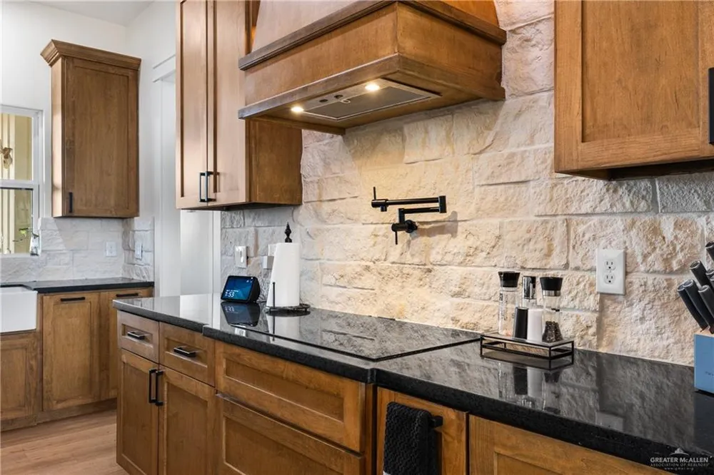 23588 BeefMaster Road Alamo, TX 78538