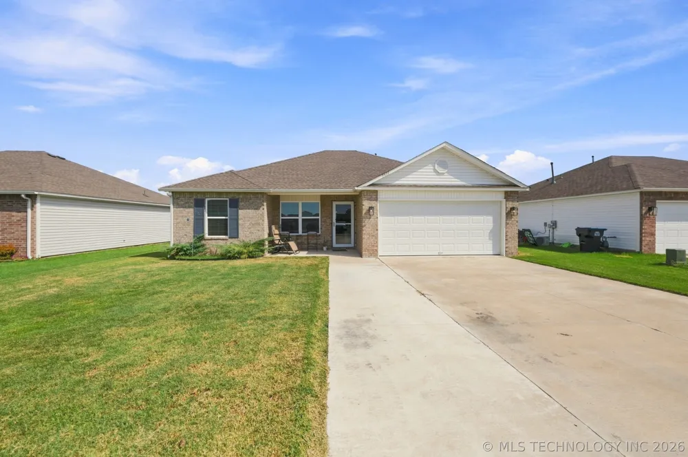 7511 E 143 STREET Collinsville, OK 74021