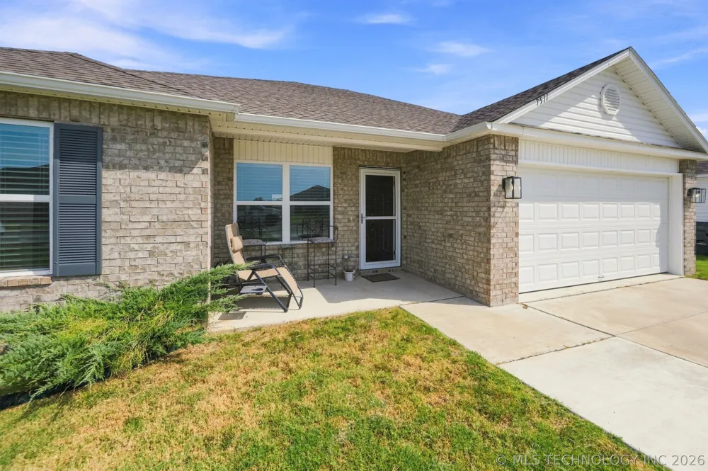 7511 E 143 STREET Collinsville, OK 74021