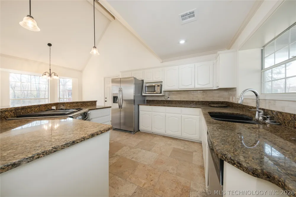 291 Cedar Ridge Road Eufaula, OK 74432