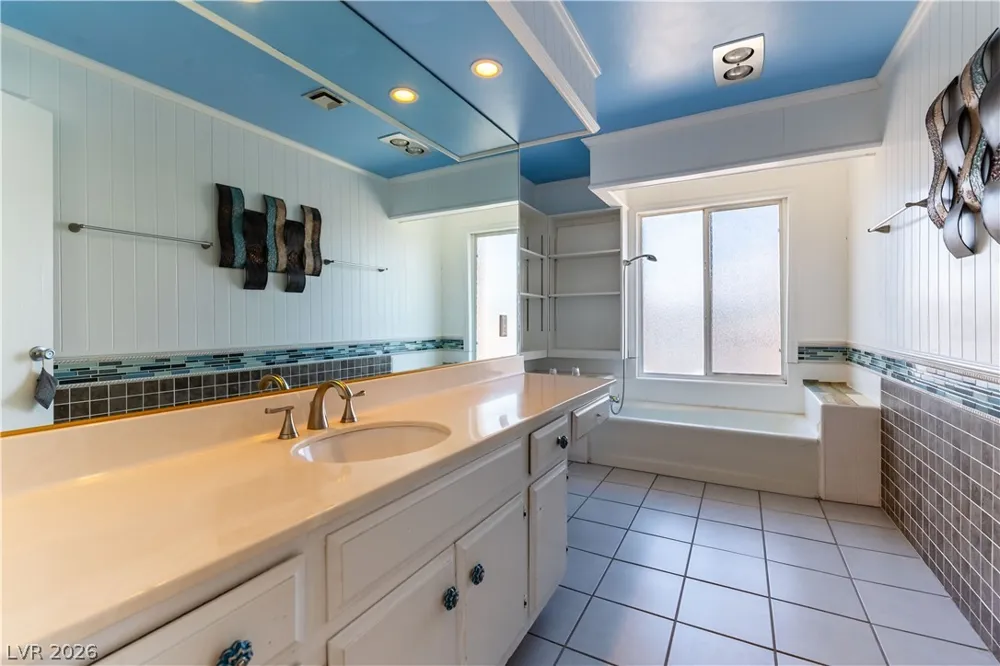 1301 E St Louis Avenue #C Las Vegas, NV 89104