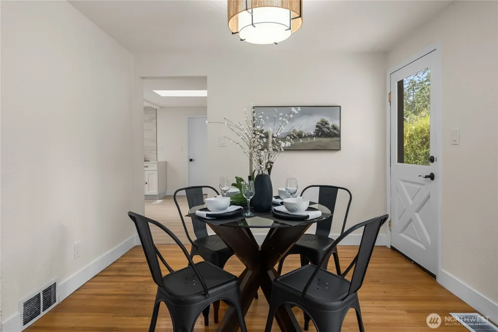 6317 Nyanza Park Drive SW Lakewood, WA 98499