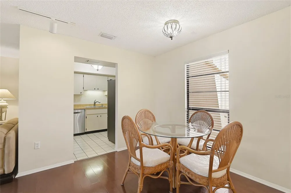 3189 GLEN ELYN BOULEVARD #3 Sarasota, FL 34237