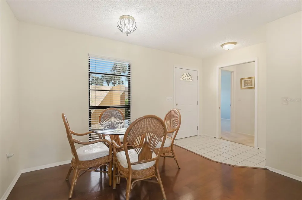 3189 GLEN ELYN BOULEVARD #3 Sarasota, FL 34237
