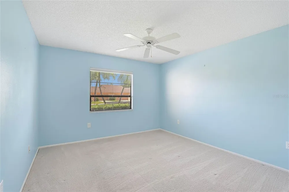 3189 GLEN ELYN BOULEVARD #3 Sarasota, FL 34237