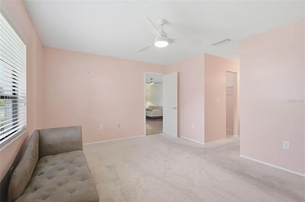 3189 GLEN ELYN BOULEVARD #3 Sarasota, FL 34237