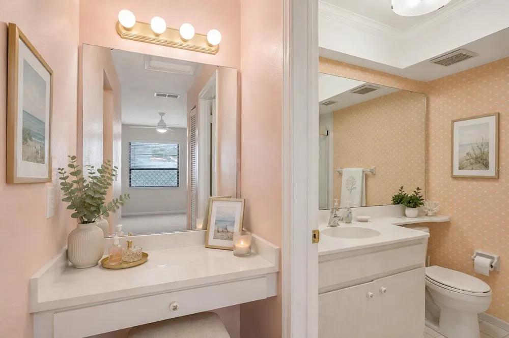 3189 GLEN ELYN BOULEVARD #3 Sarasota, FL 34237