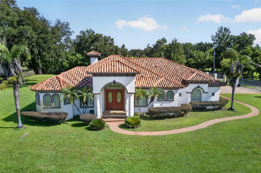 301 PRUETT ROAD Seffner, FL 33584